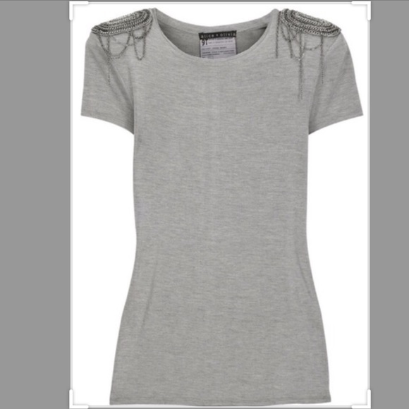 Alice and Olivia Chain Shoulder T-Shirt - Picture 3 of 3